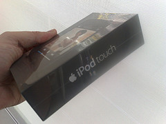 Apple iPod touch    -  
